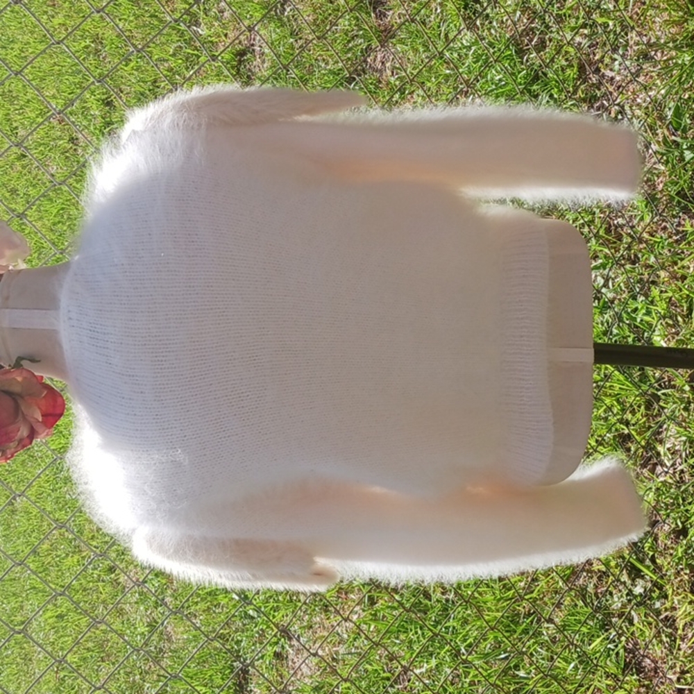 BO SEEMANN SWEATER - Picture 9 of 17